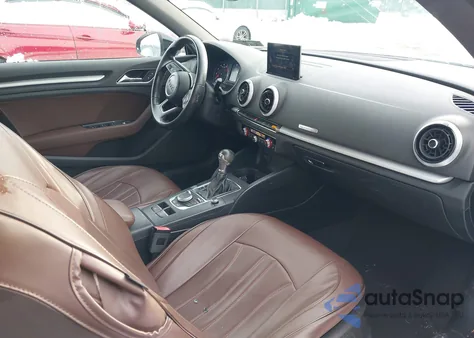 2017 Audi A3 2.0T Premium z USA, uszkodzony, nr VIN WAU78LFF5H1040551